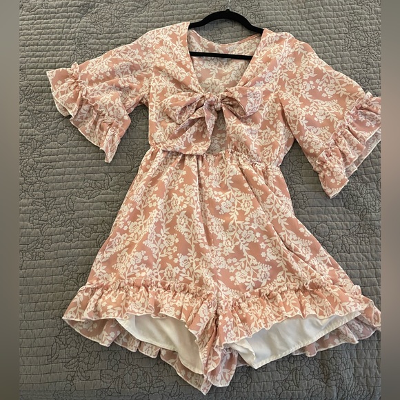 Imily Bella Deep V Neck Romper - Picture 4 of 9